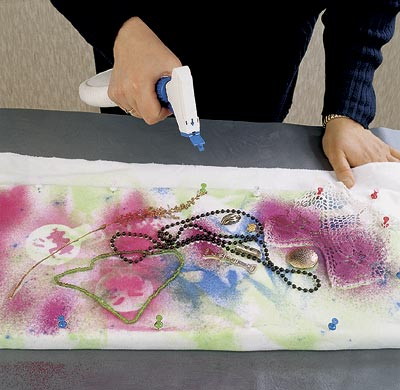 Какими красками можно рисовать на тканях?