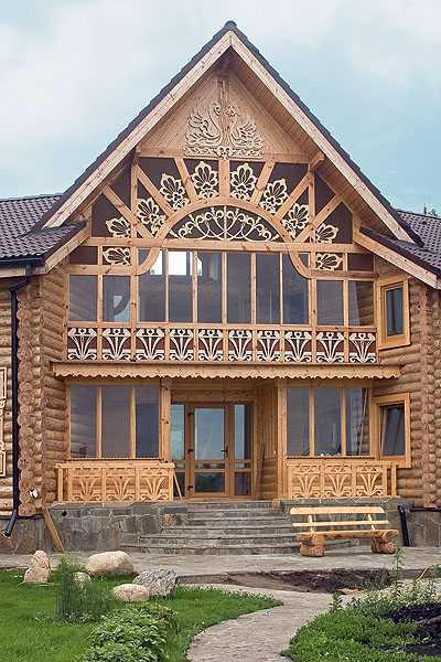 Установка окна в деревянном здании