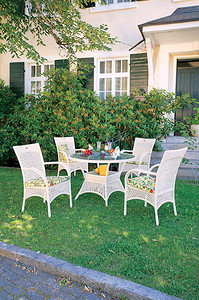 Комфорт по-немецки: коллекция садовой мебели