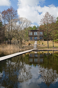 Дом на острове