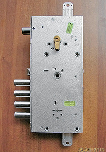Взлому —  нет: замок Multifunction