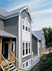 Монтаж винилового сайдинга