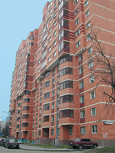 Двухкомнатная квартира общей площадью 44м2 в монолитном доме.