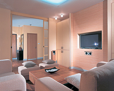 «Ост–Вест»