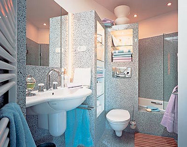 В тесноте — не в обиде