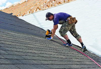 Безопасность на крыше при монтаже или обслуживании кровли