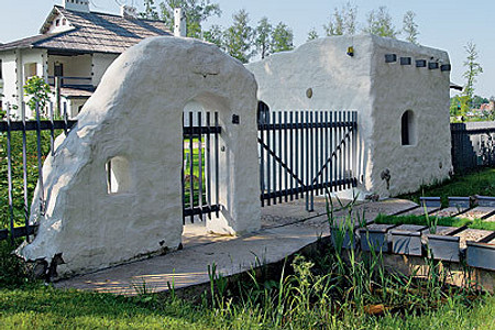 Почему растрескивается и осыпается фасадная штукатурка? (Свой дом №3 2006)