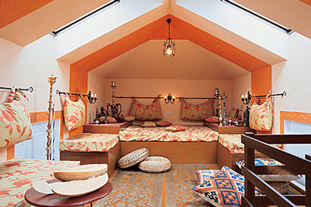 Как обустроить кальянную? (Свой дом №3/2006, стр. 155)