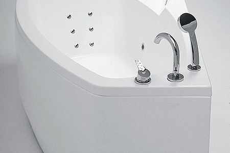 Инновационный гидромассаж: ванны серии SlimLine