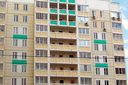 Четыре примера оформления трешки в панельном доме серии ГМС-1