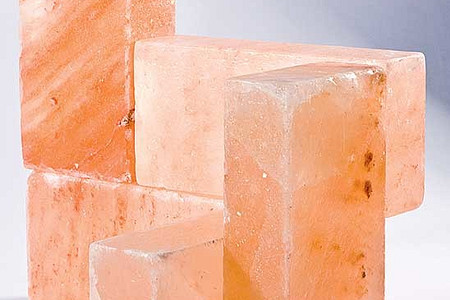 Соляные кирпичи