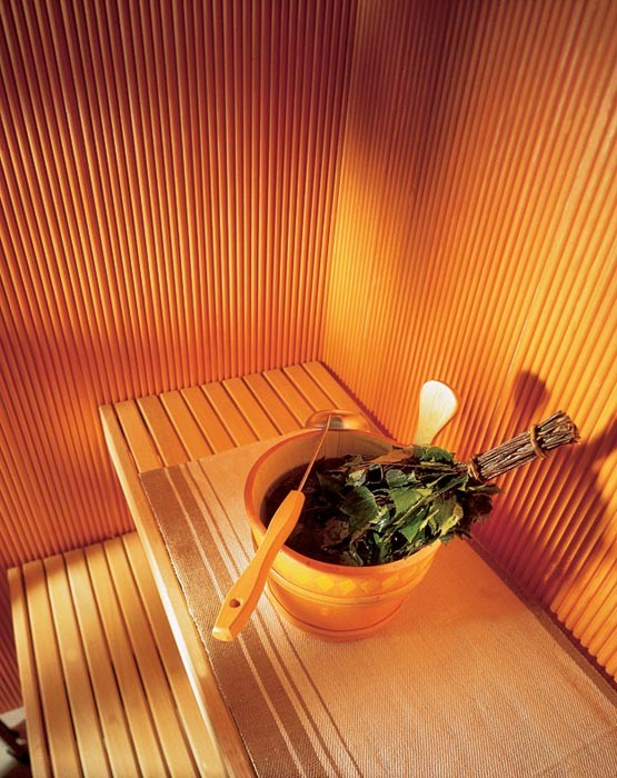 Красим сауну