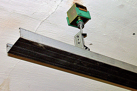 Имеющий уши да не услышит