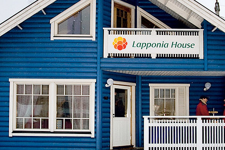 Реконструкция демонстрационного дома, пресс-конференции производителя насосного оборудования и другое