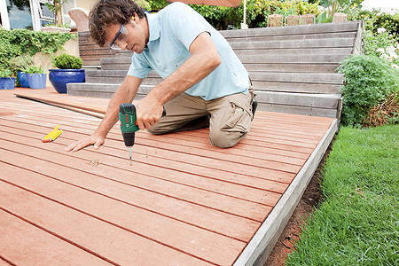 Для домашних умельцев:  двухскоростная дрель-шуруповерт