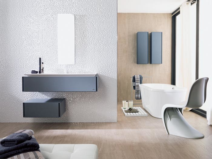 Минимализм для ванной: модульная коллекция мебели