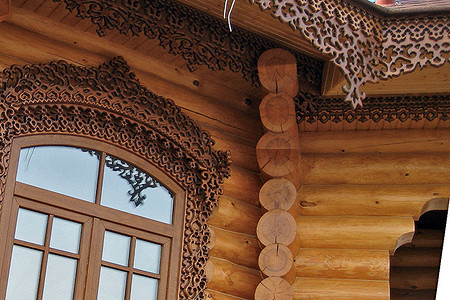 Дань традициям