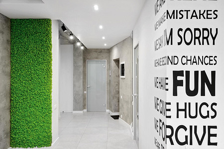 Интерьер, построенный на контрасте цветов и текстур