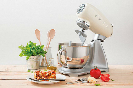 Техника в стиле пятидесятых