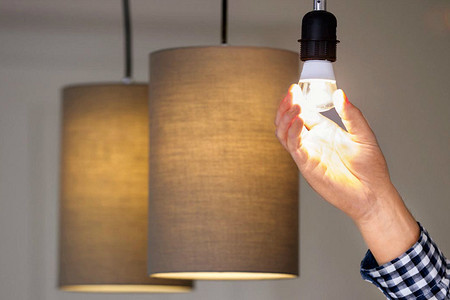 Как продлить срок службы энергосберегающей лампы?