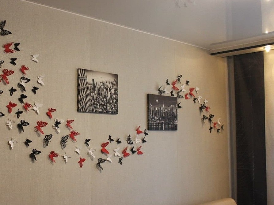 Бабочки на стену своими руками. Композиция из бабочек на стене. Панно из бабочек на стену. Бабочки на стену декор. Украсить стену бабочками.