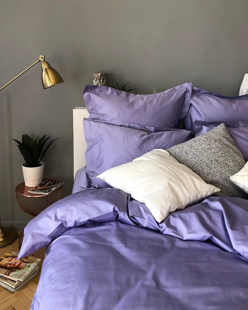 Уделите внимание качеству матраса и подушек в спальне