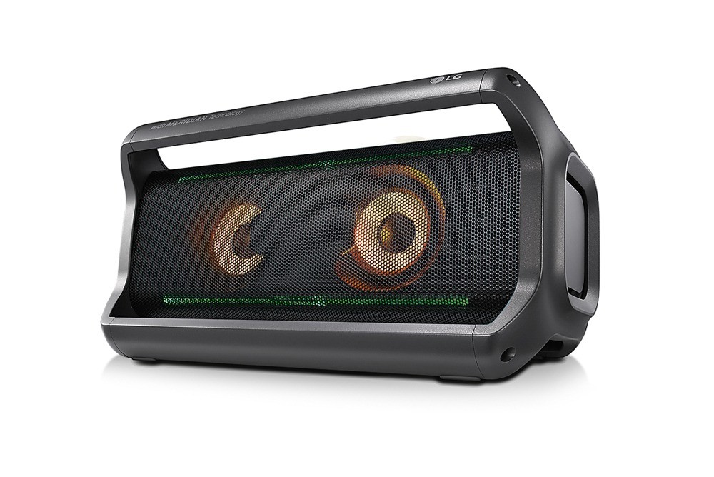 Портативная акустическая система LG XBOOM Go PK7 (11 999 руб.)