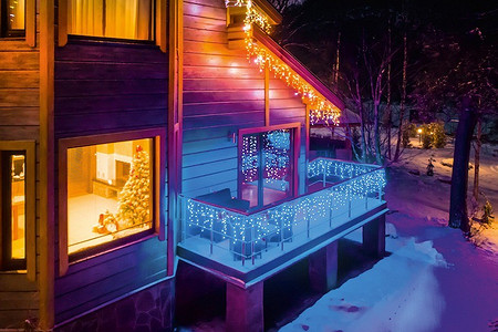 Как сделать праздничную подсветку на даче