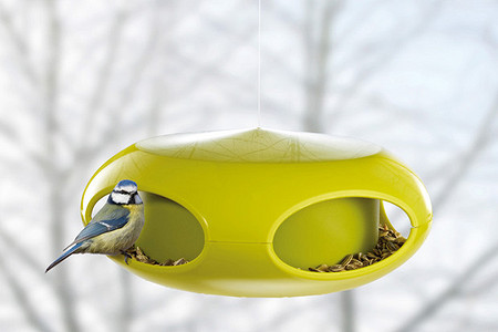 14 необычных и стильных кормушек для птиц