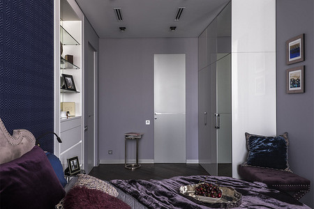 Функциональный интерьер квартиры в холодной гамме