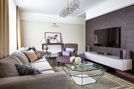 Сдержанный и лёгкий интерьер в нежно-лиловых тонах