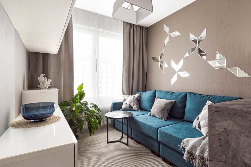 skandinavskaya dvushka obstavlennaya mebelyu iz ikea