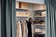 9 способов складывать одежду так, чтобы она занимала меньше места в шкафу