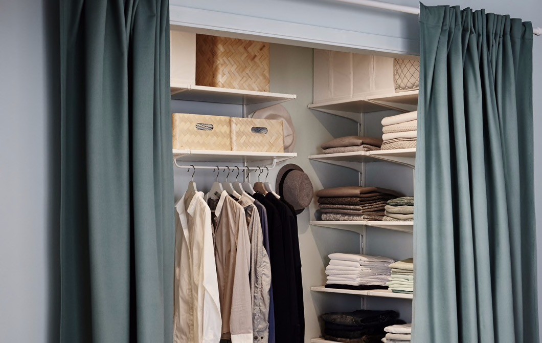 как складывать вещи в шкаф чтобы они не помялись 9 Sposobov Skladyvat Odezhdu Tak Chtoby Ona Zanimala Menshe Mesta V Shkafu