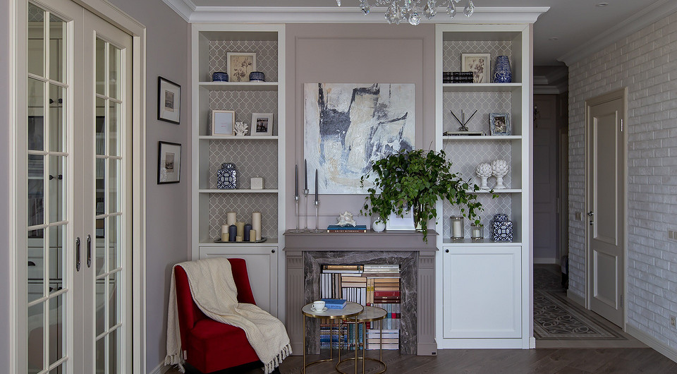 В плане стилистики интерьер решили оформить в современном стиле с элементами классики.