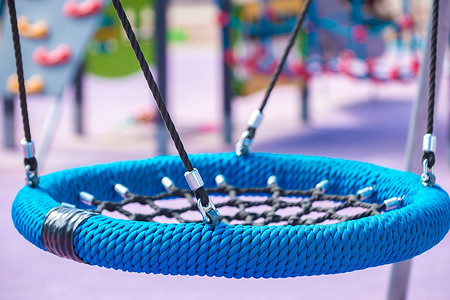 Делаем качели-гнездо своими руками: простая инструкция в 5 шагов