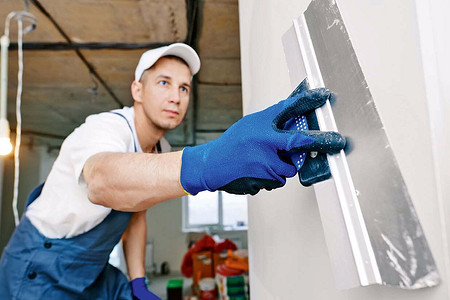 Особенности готовых полимерных финишных шпаклёвок