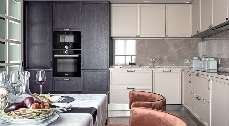 Для каждого помещения разработано по два световых сценария — основной и дополнительный.