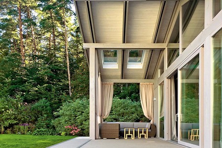 Все об устройстве свесов крыши: форма, размеры, обшивка