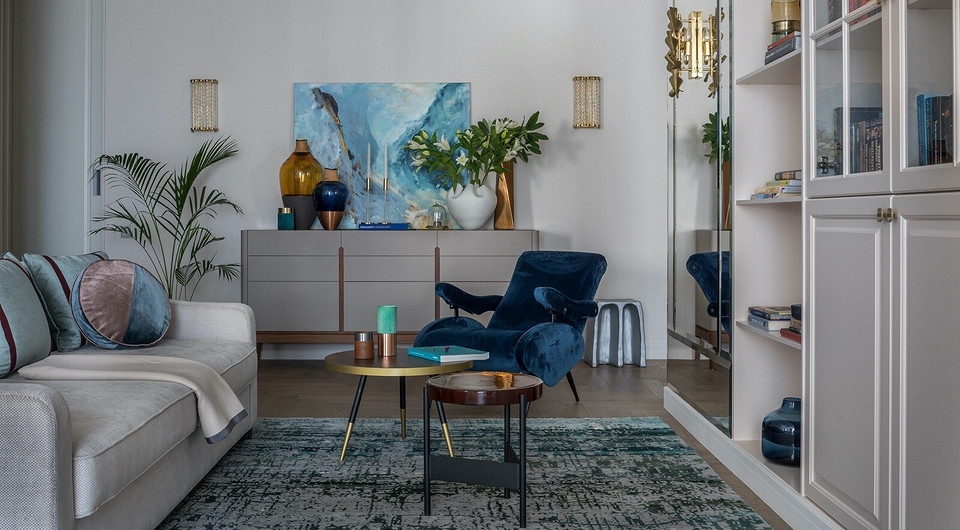 Интерьер на стыке классики и современности: эклектичная квартира в Москве