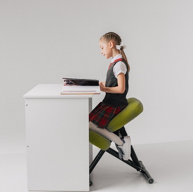 Какой стул для школьника лучше: выбираем правильную и безопасную мебель