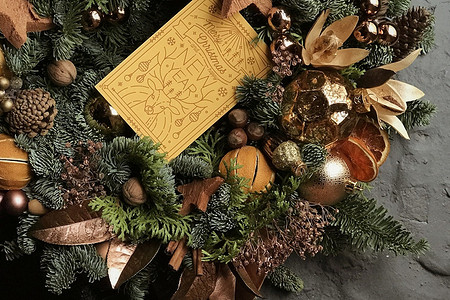 Новый год в стиле лофт: 7 идей для украшения брутального интерьера