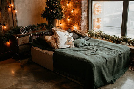 5 вариантов для новогоднего декора своими руками, которые не выглядят, как детские поделки