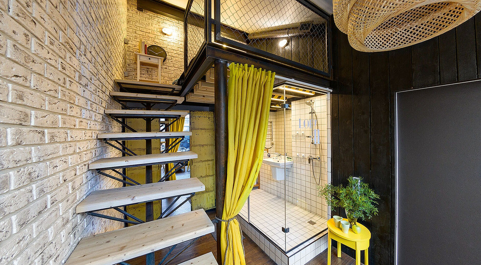 Приобретают декоративный искусственный камень, в том числе плоскостные и угловые элементы, с небольшим запасом (примерно 10 % от расчётного количества) для возможной подрезки и подгонки к...