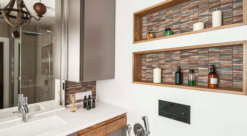 Небольшая ванная требовала компактной, но при этом удобной душевой кабины, которая вписалась бы в заданные габариты. Под эти требования подошла одна из моделей Hüppe