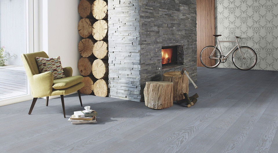 Паркетная доска дуб Blue Moon, размер планки: 2200 × 209 мм, отделка: масло с воском.