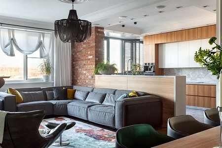 Квартира с чёрными акцентами, которая выглядит светлой и уютной