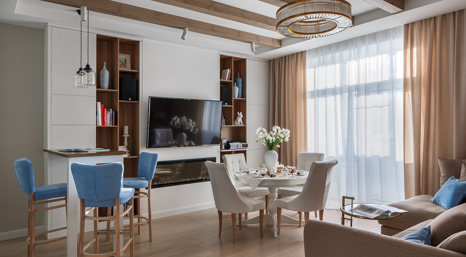 Американская классика и современный стиль в интерьере московской трёшки