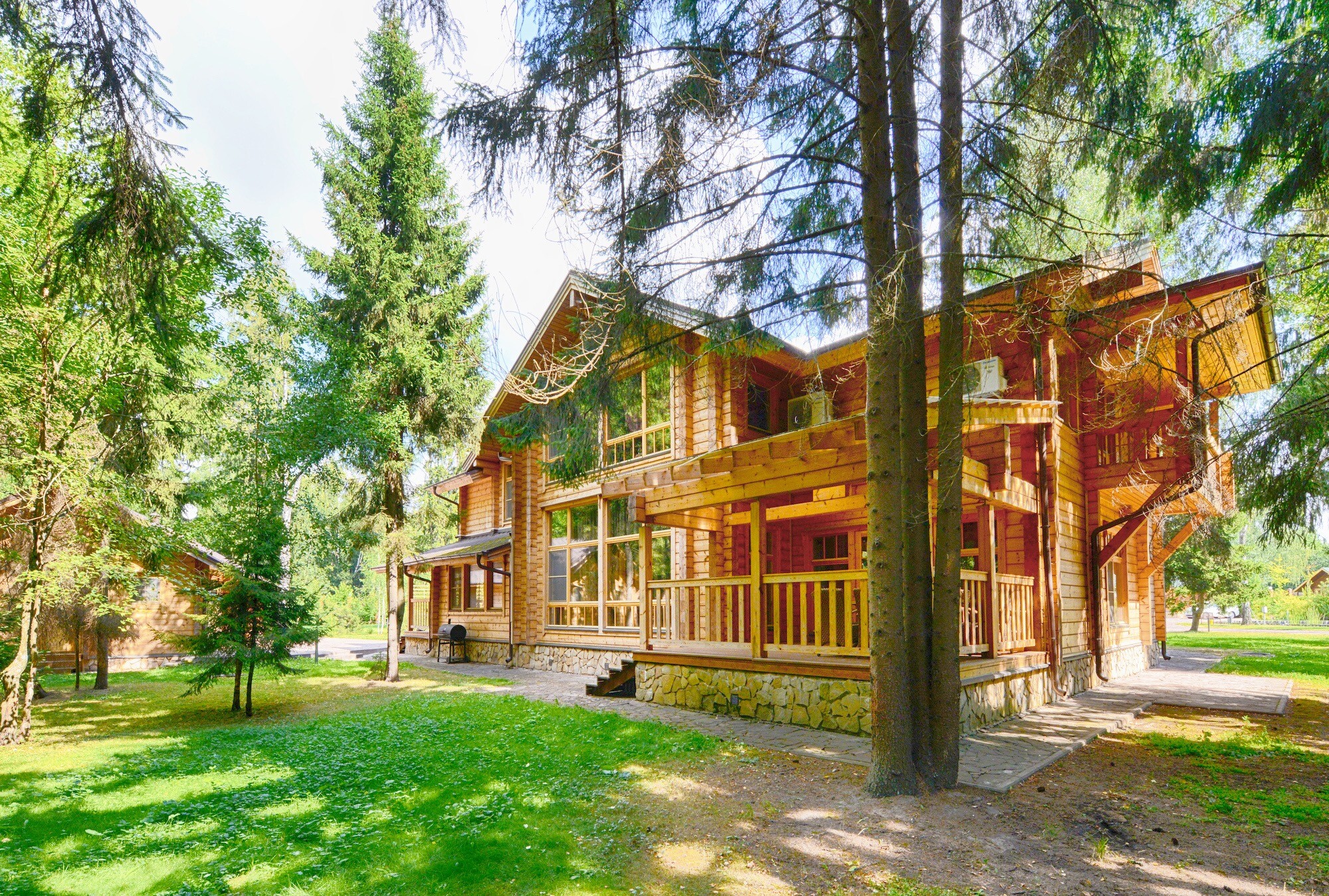 Все о защитных пропитках для дерева и их нанесении