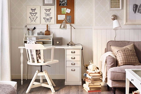 Организуем домашний офис с помощью ИКЕА: 6 вдохновляющих примеров и необходимые покупки